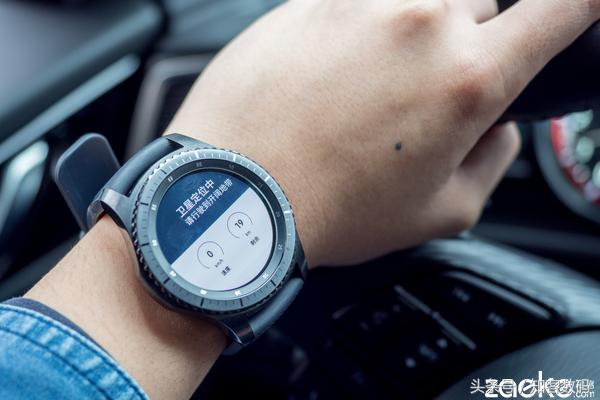 三星GearS3评测：最强智能手表之一，但依然鸡肋