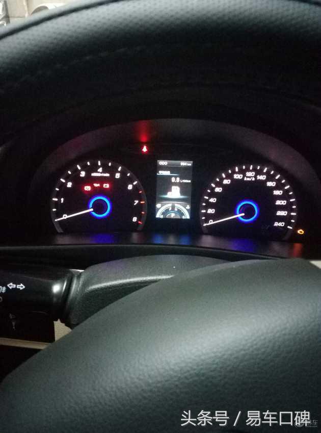 开着坐着舒服的豪华车,开着大气还舒服的车