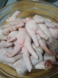 泡椒凤爪的腌制方法过年吃,自制泡椒凤爪最简单方法