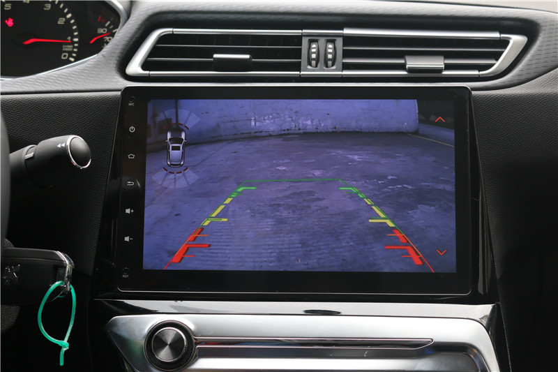 标致308改畅影10.2寸横屏机,2017就这么任性