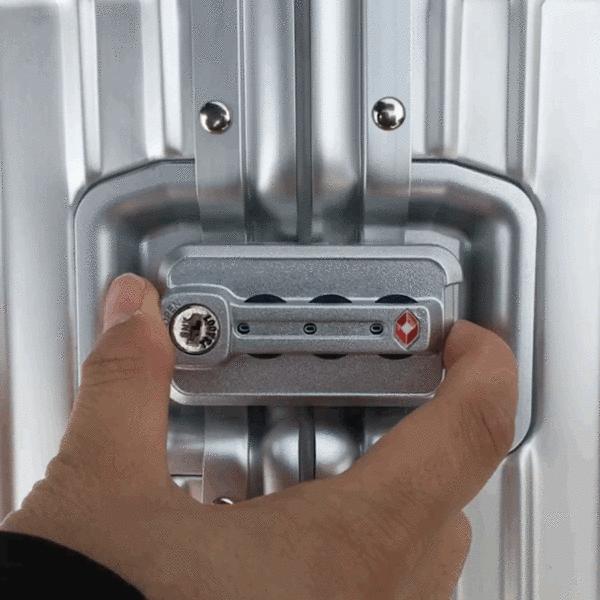 国产箱包性价比高,国产的箱包拉杆箱