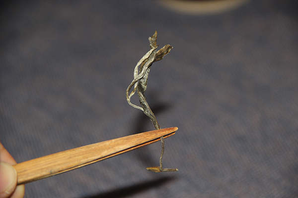 易武半部普洱茶历史,02年六大茶山易武普洱茶