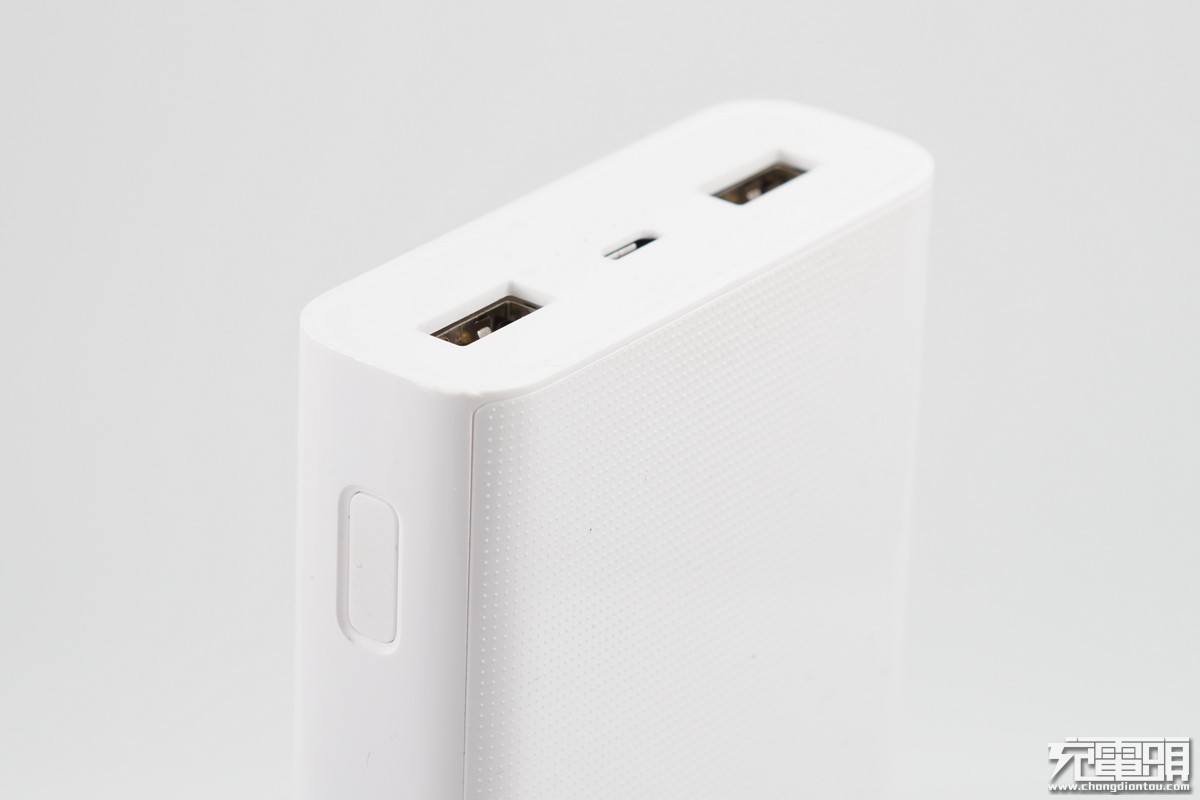 小米移动电源3拆解20000毫安,小米移动电源out1和out2