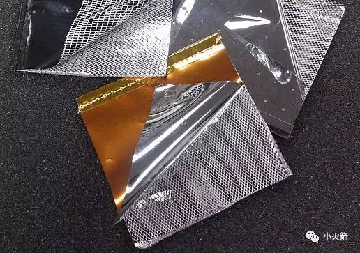 卫星上黄色膜是什么,卫星表面金色薄膜