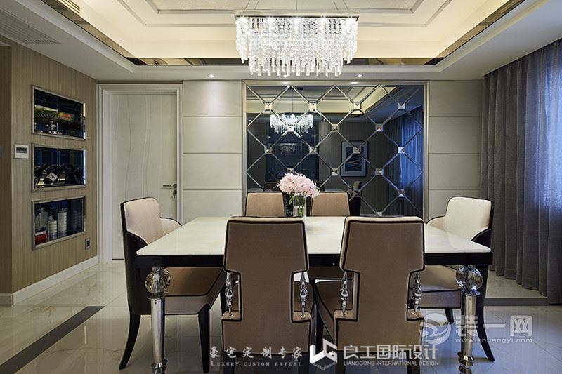 乍一看黑乎乎一片类似何以笙的家杭州江南文苑大户型装修