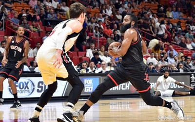 登哥被碰瓷完整版,登哥三节砍三双