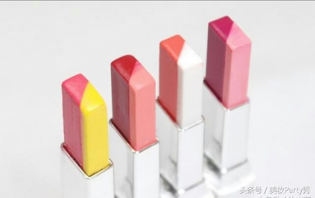 兰芝v型双色唇膏真人试色,兰芝双色唇膏11号色怎么涂