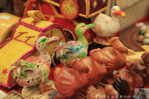 在外国街头演唱中国乐器,在外国街头演奏市集音乐