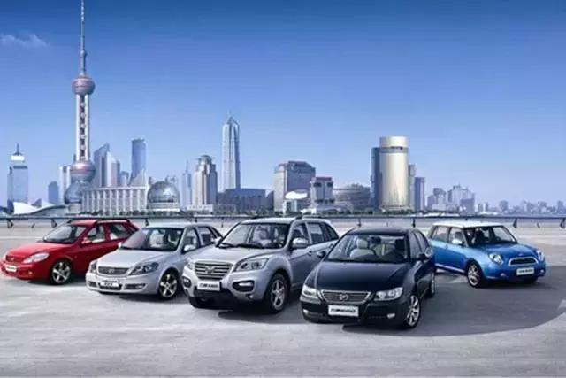 这中型车顶配12万，标配无钥匙套件，但公子都不开难怪销量几百