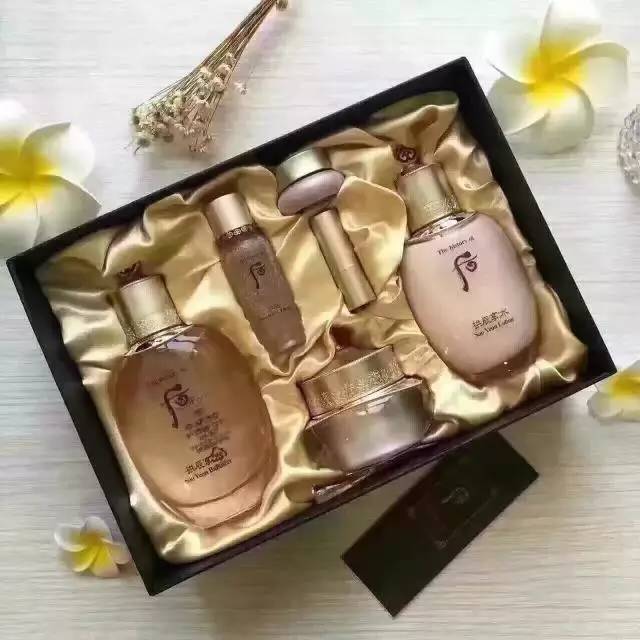 今年过年不收礼,收礼还收whoo套盒~