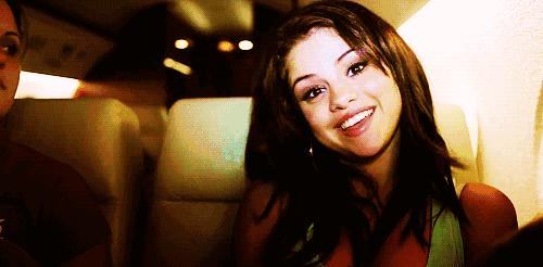 剪了空气刘海后悔了,如何剪空气八字刘海