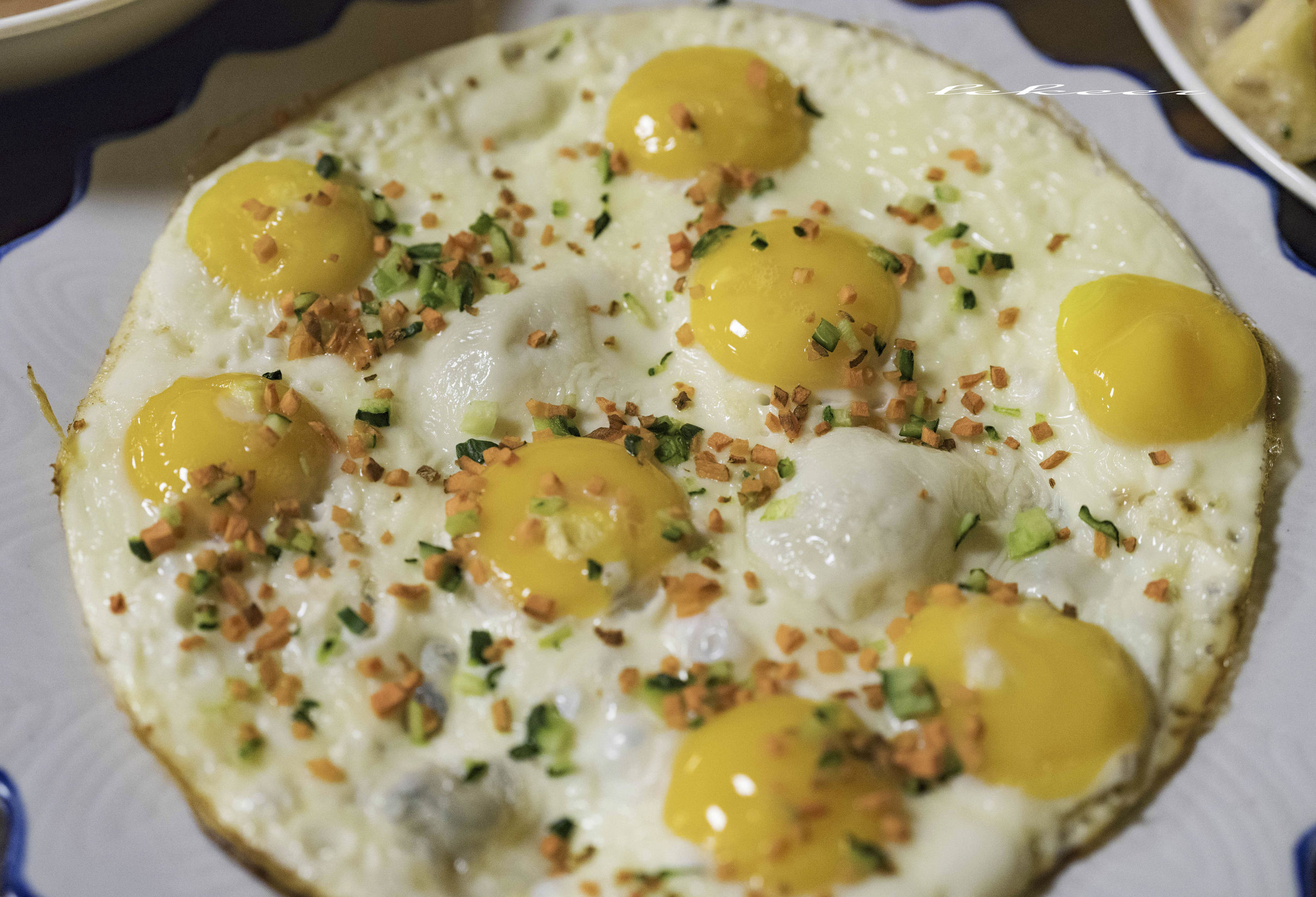 搭眼一看欧洲人一开口居然东北话嘎嘎冷！呵呵，它叫恩和！