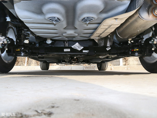 爱丽舍新款和老款对比,10款爱丽舍对比全新爱丽舍