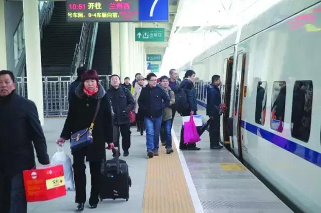 令老外震惊的中国春运,外国人眼里中国春运到底有多震撼