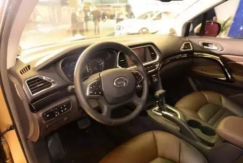 传祺gs4对比名爵锐腾,cs75和名爵锐腾哪个好