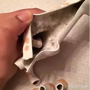这款代购最火的儿童玩具，打开竟然全是霉菌！孩子天天在咬这个！