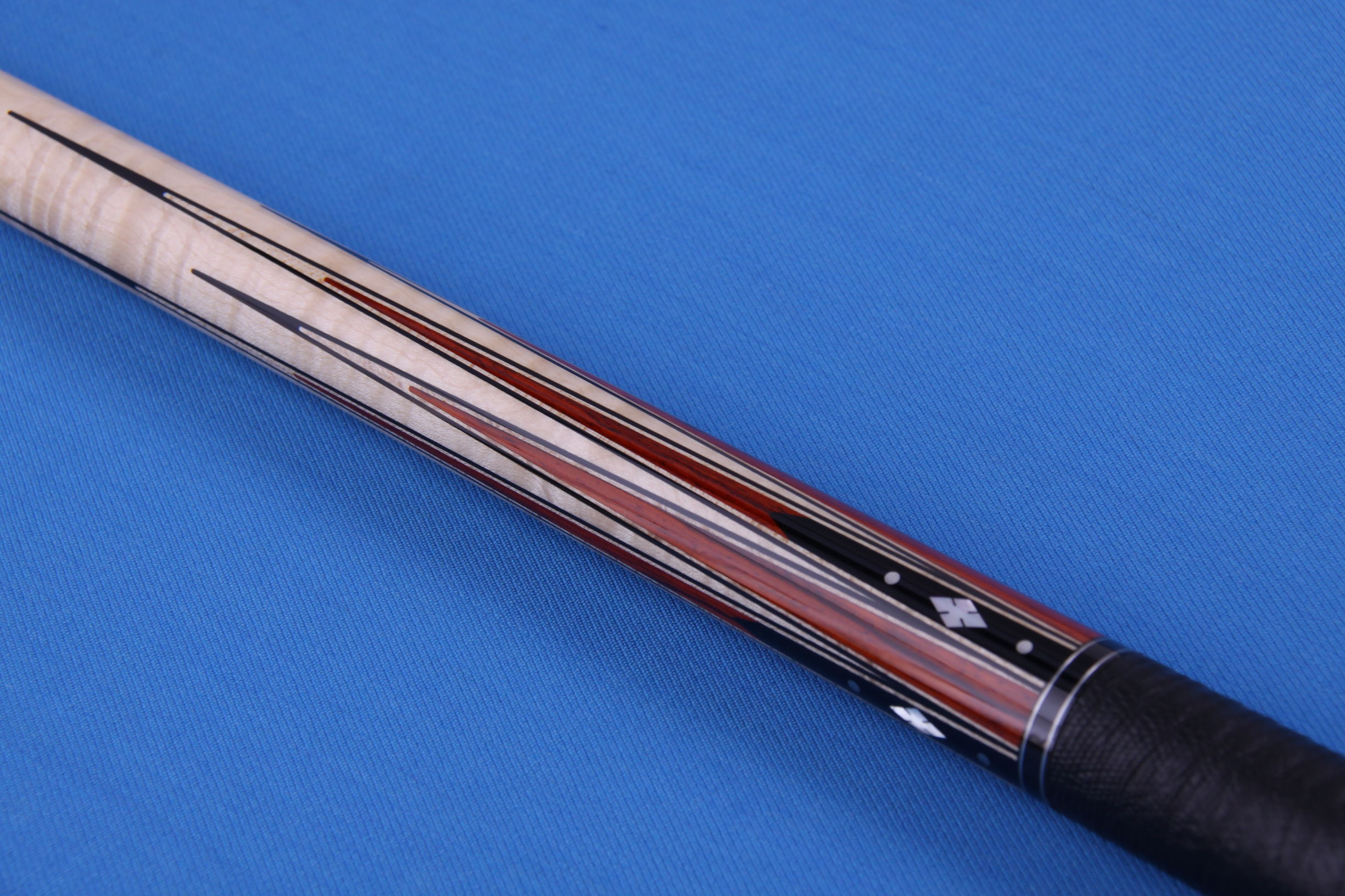 带梅花标志的台球杆,美国梅花台球杆