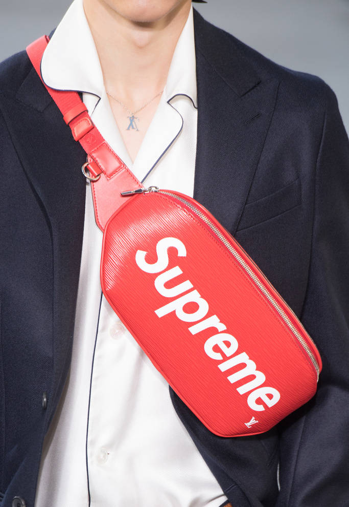 lv联名supreme牛仔外套2018款,lvsupreme联名搭配