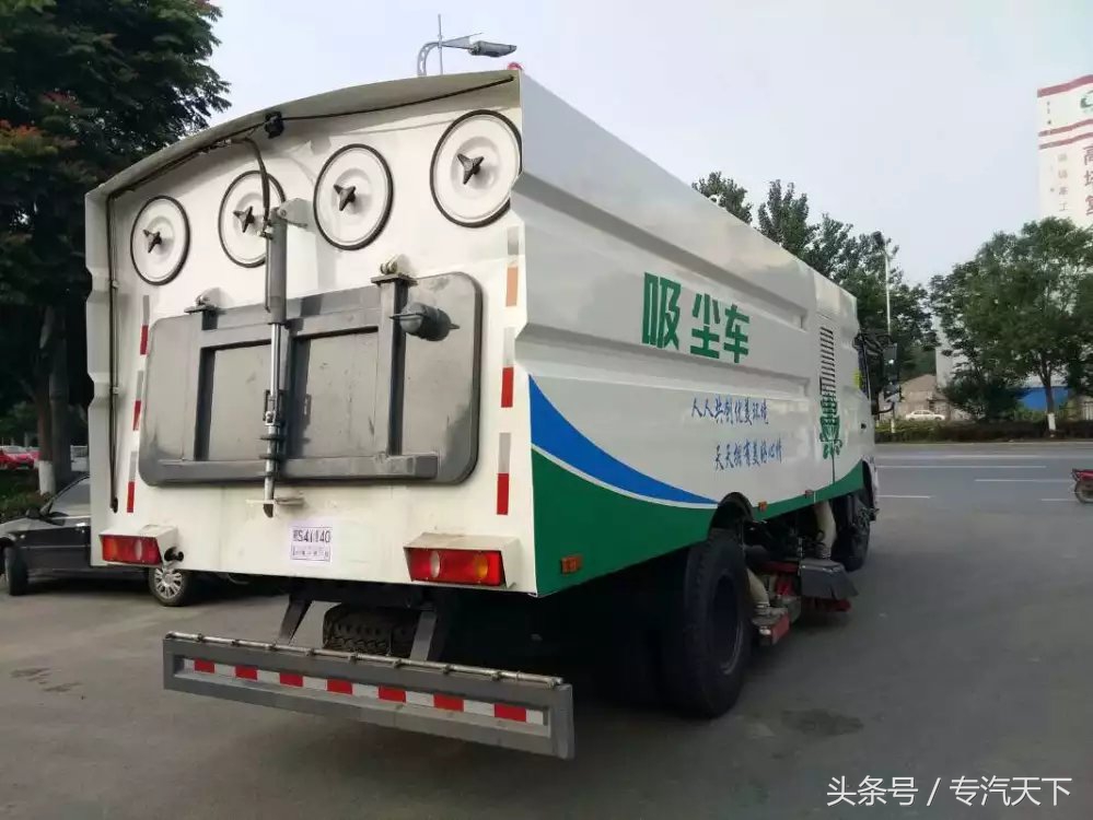 清洁城市车,城市道路清洁扫地车挣钱不