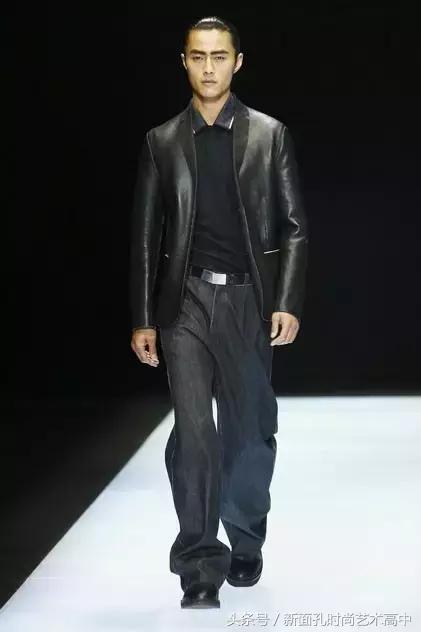 涓浗妯$壒璧电韬珮 (涓浗妯$壒璧电韬珮澶氬皯)