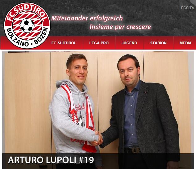 阿森纳传奇范佩西,亨利和范佩西在阿森纳谁地位高