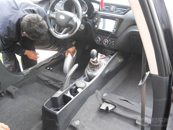 汽车地板用什么地板革,汽车地板革有必要铺吗