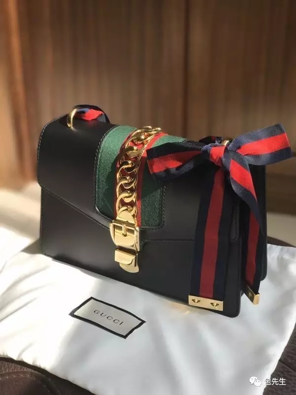 包粉晒包,新年到,用新包,送祝福!