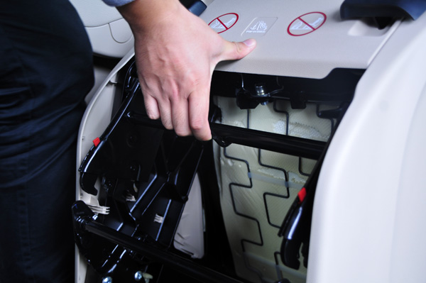 福建奔驰威霆试驾,奔驰威霆v260l试驾