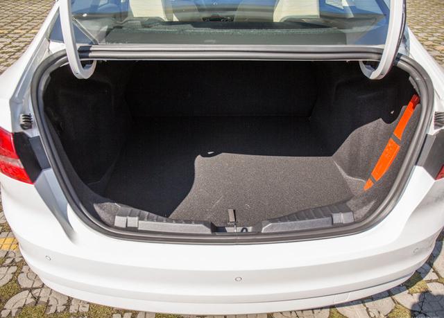 2021福睿斯1.5l自动钻石版测评,油耗福睿斯