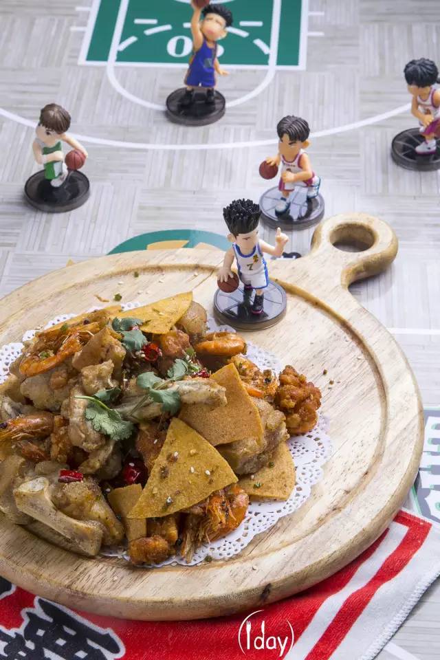 爱篮球又爱美食,南京这样的好青年篮道不迷人咩