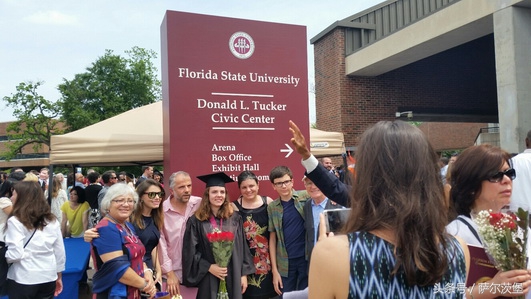 亲历美国大学的毕业典礼,美国大学毕业典礼