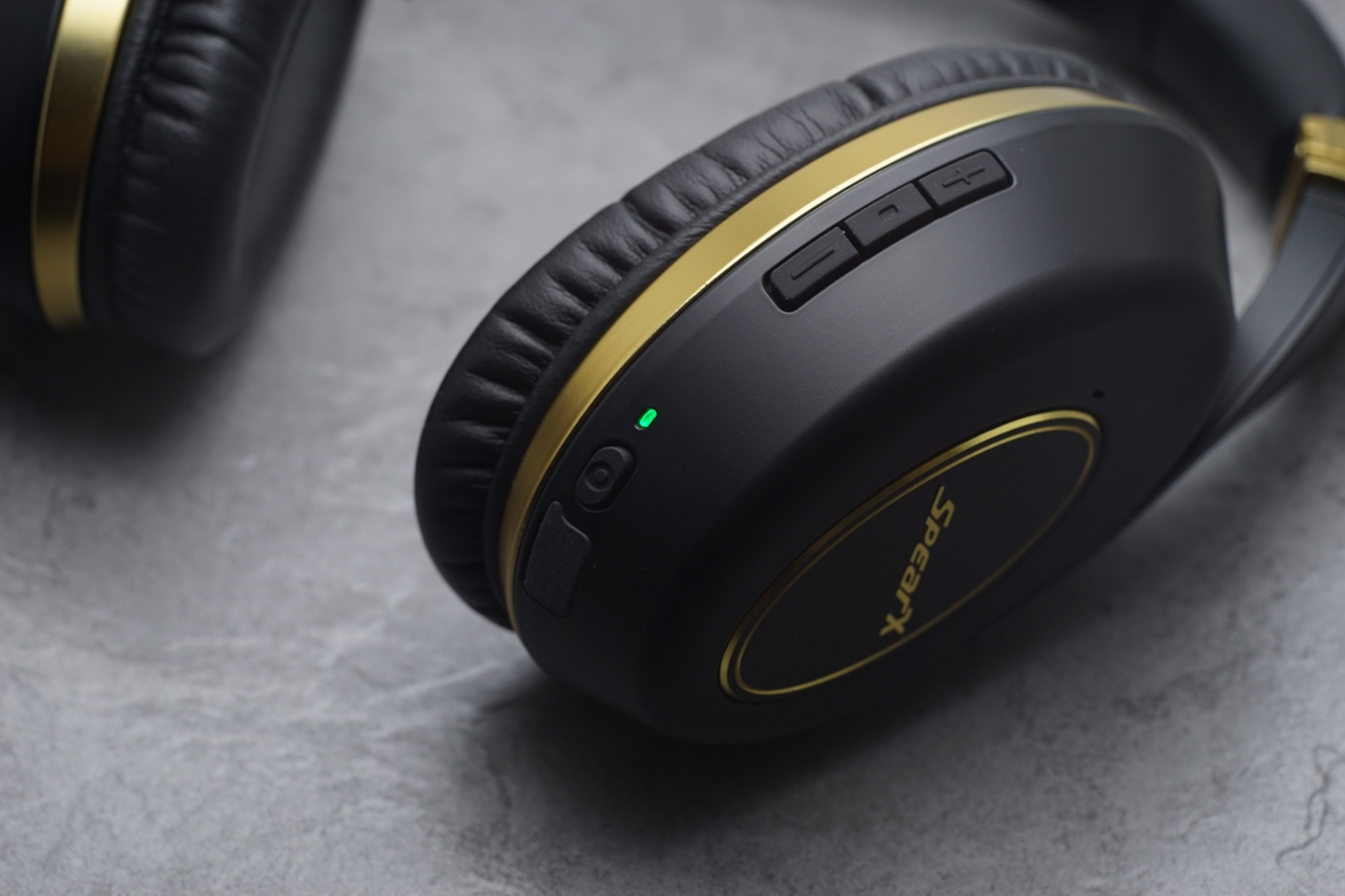 音质最好的千元蓝牙耳机,音质公认最好的有线耳机头戴式