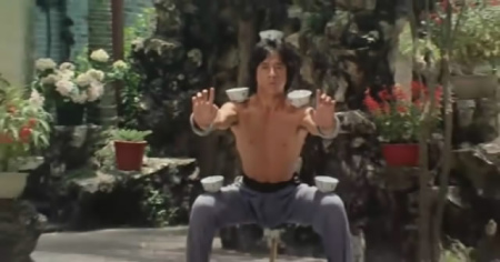 一龙致敬成龙,赞大哥最能打,不用替身险丧命,KO播求可成一哥