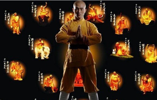 一龙致敬成龙,赞大哥最能打,不用替身险丧命,KO播求可成一哥