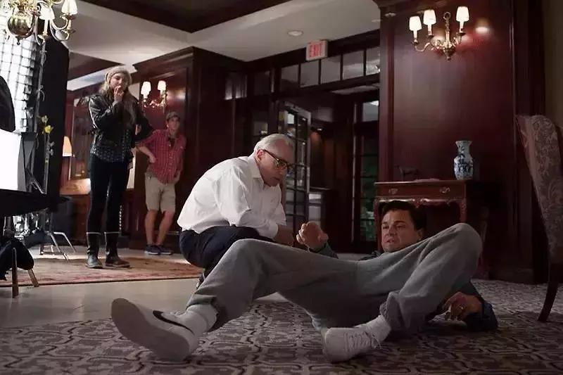 杨幂同款小白鞋阿迪达斯,杨幂小布鞋