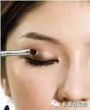 卸眼妆的正确方法和步骤,眼部彩妆怎么卸眼妆