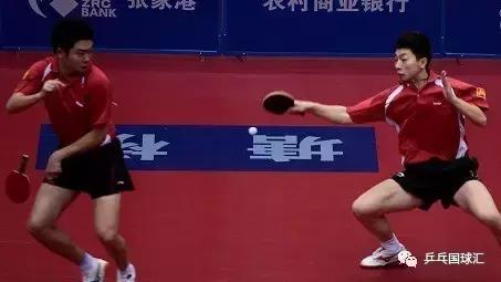 打球手心出汗抓不住球怎么办,打球遇到瓶颈期怎么办乒乓球