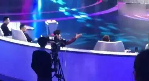 为什么有人那么喜欢周杰伦,明星多喜欢唱周杰伦的歌