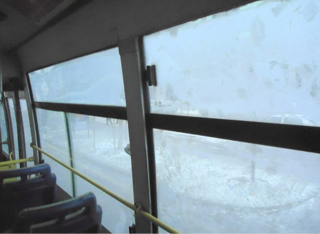 怎么才能去除车窗哈气,冬季怎么快速吹散车窗哈气