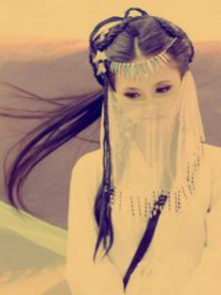 古诗对心上人的雅称,一见倾人城再见入君心的意思