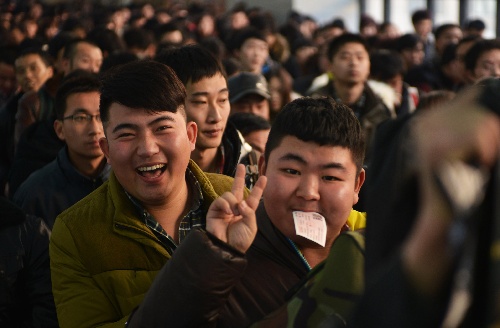 平平安安过大年主题,平平安安过大年手抄报