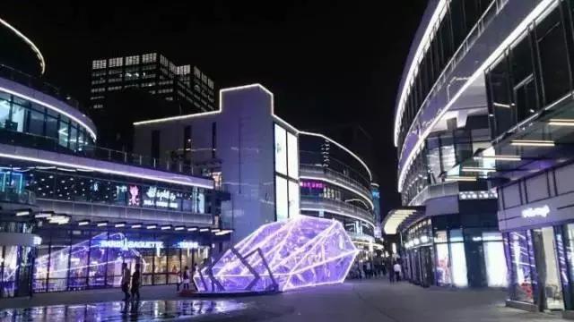 上海各商场停车场收费标准,上海哪个区停车费最便宜