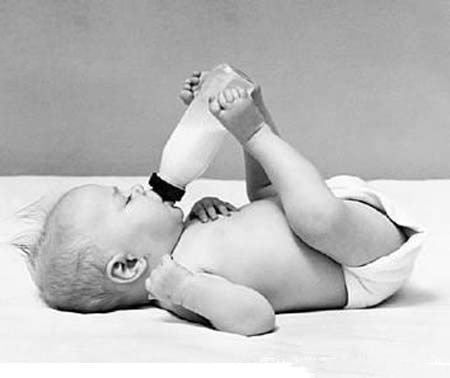 配方奶粉添加什么不好,宝宝多大必须添加配方奶粉