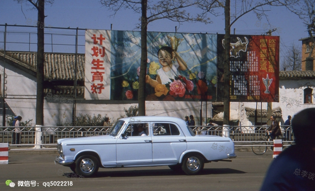 这些老车你还记得吗,这些车看起来很新但很旧