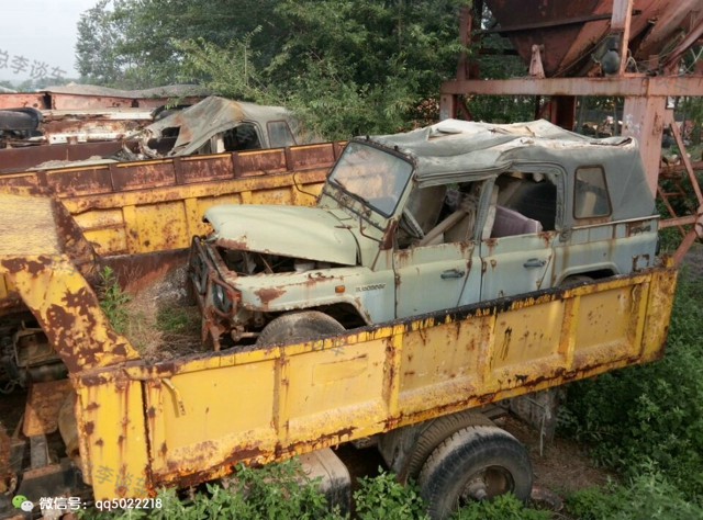这些老车你还记得吗,这些车看起来很新但很旧