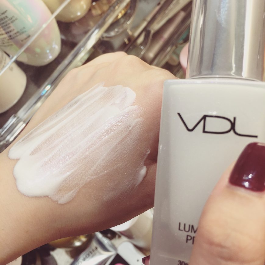 遮瑕去除黑眼圈,遮瑕消除法令纹