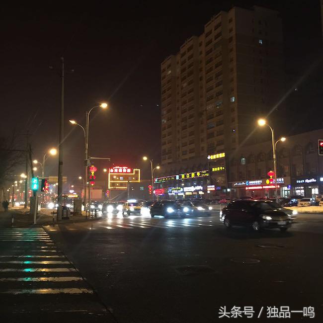 在我们这里，春节只是另一个弥漫着羊肉味儿的普通日子