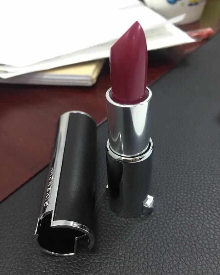 孤芳不自赏，AB的口红比抠图有看头