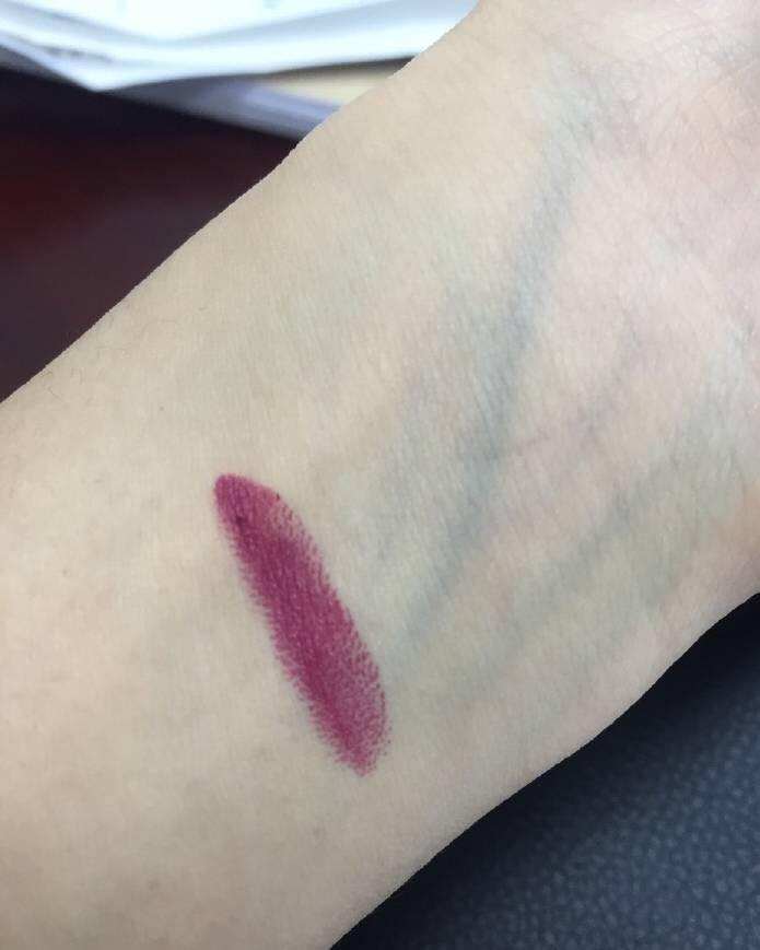 孤芳不自赏，AB的口红比抠图有看头