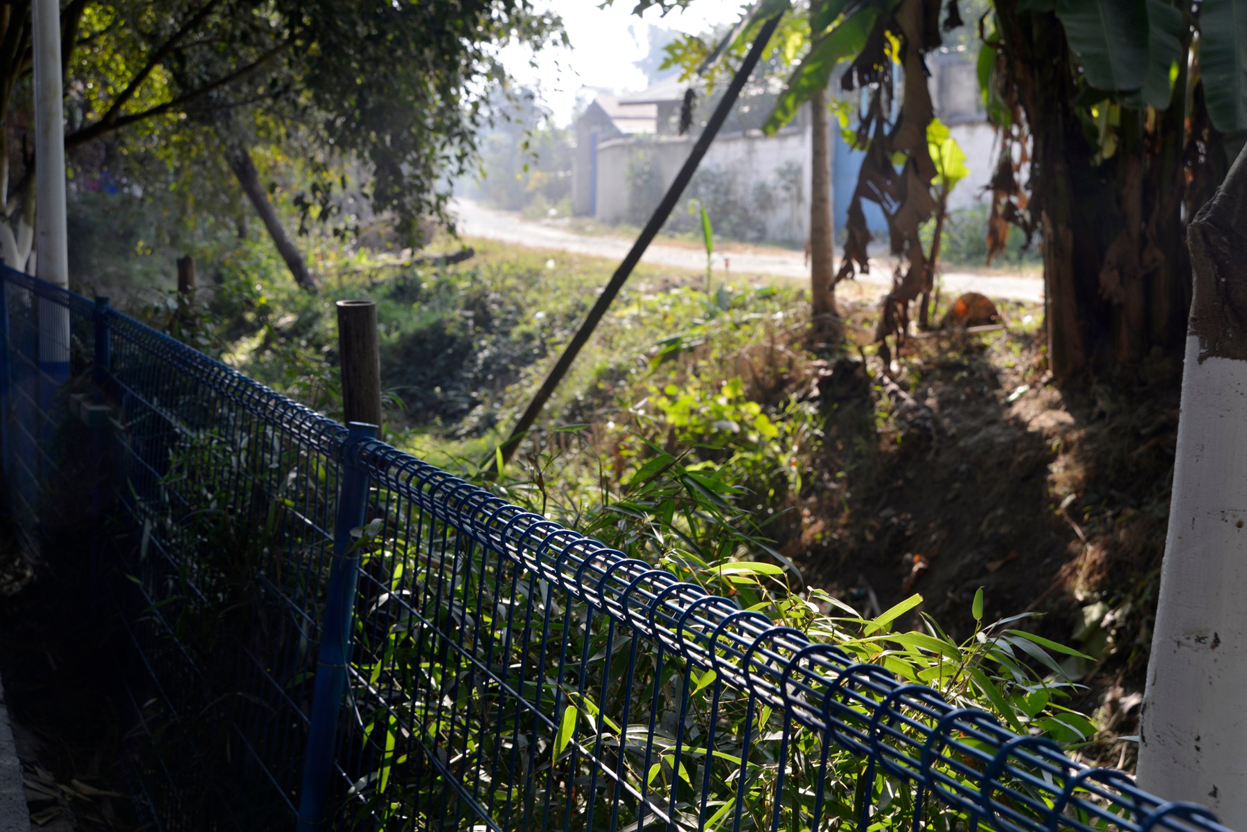 沿腾冲到瑞丽旅行,你会看见什么样的中缅国界线?